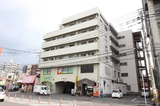 平和ビルの画像