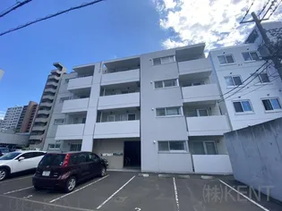 TREVENTI美術館西の画像