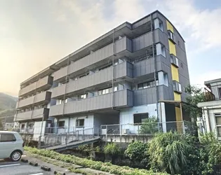 セントファームYOU【4階】の外観