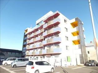 Rainbowほんま【3階】の外観