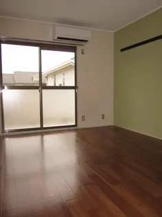 ハイユニメントマルソー【2階】の内装