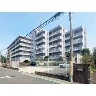 グランドール ラシンの画像