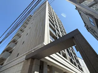 東京都杉並区下高井戸1【マンション】の外観