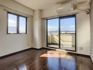 ダイアパレス弓之町【8階】の居間