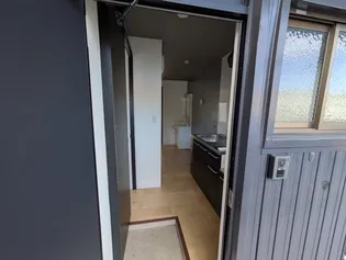 サイクル若草AP【2階】の玄関