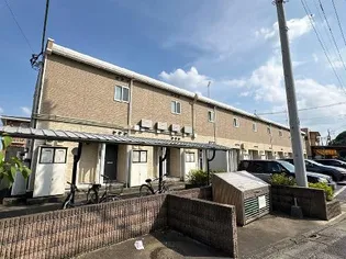 レオパレスタピスリー【1階】の外観