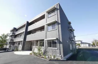 ロイヤルパーク本城【3階】の外観