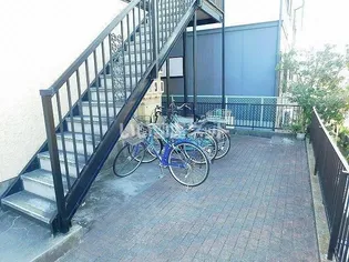 メゾンボザールII【2階】の地図