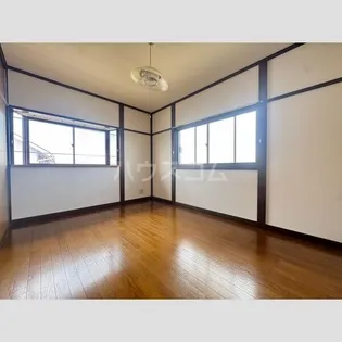 ハイツ伊澤【2階】の内装