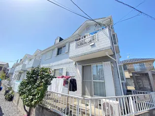 ペンギンハウス【2階】の外観