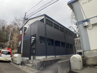 宮城県仙台市青葉区川内三十人町【アパート】の外観