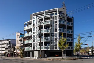 INSIGHT REPOS YAMASHINA ONOの画像