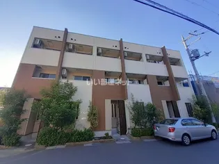 スリーハーブズ狭山I番館の外観