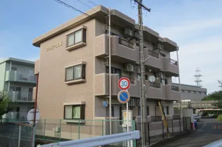 ファミーユIIの画像