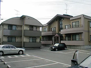 山形県山形市小白川町4【アパート】の外観