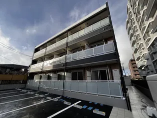 CHEZREVE(シェレーヴ)【3階】の外観