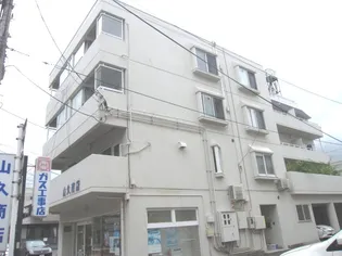 ホワイトメゾン山久【4階】の外観