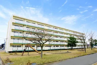 秋田県秋田市新屋松美町【マンション】の外観