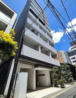スカイコートパレス明大前【4階】の外観