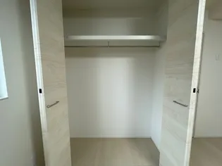 D BOX大町【1階】の内装