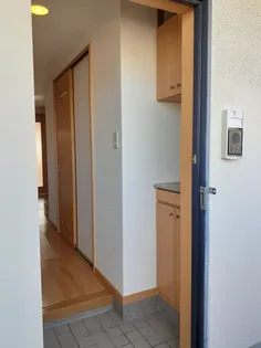 エーデル・モーデ【2階】の玄関