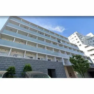 東京都新宿区新宿7【マンション】の外観