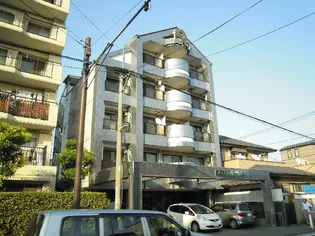 アースビルの画像