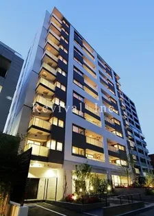 コンフォリア赤坂【5階】の外観