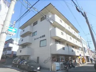 ルシェール西院【3階】の外観