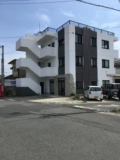 プラネットビルの画像