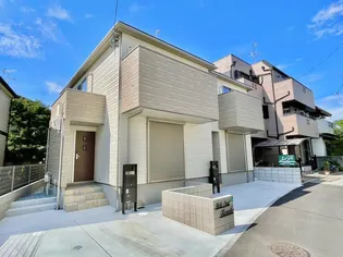 兵庫県伊丹市鴻池5【一戸建】の外観