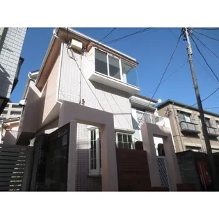 東京都中野区本町1【アパート】の外観