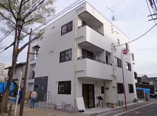 プティ オリヴィエ【3階】の外観