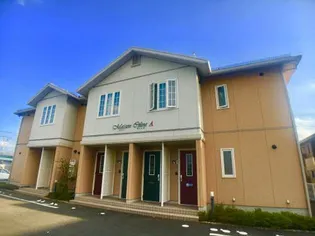 メゾン・セリーヌ【1階】の外観