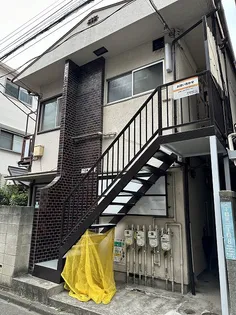 下目黒ハウス【2階】の外観