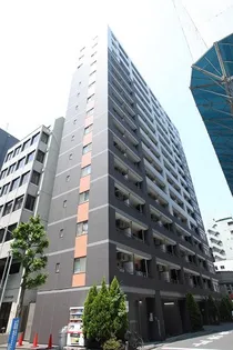 東京都中央区日本橋本町3【マンション】の外観