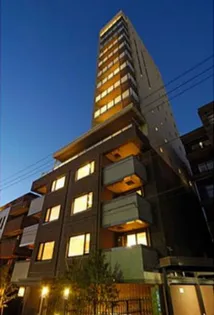アルティスコート南青山【3階】の外観