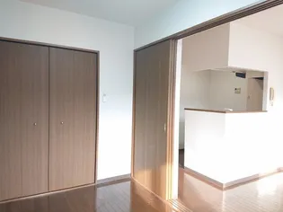 ソレーユシャンベル【2階】の居間