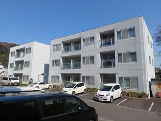 ベルエ-ルヨコスカ【3階】の外観