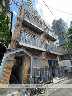 サリー市谷【3階】の外観