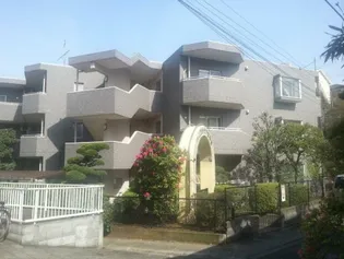 ウィステリア五番館【2階】の外観