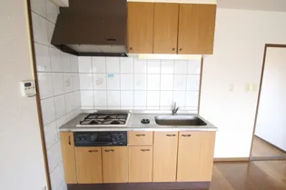 メゾン・モンシェリー【2階】のキッチン