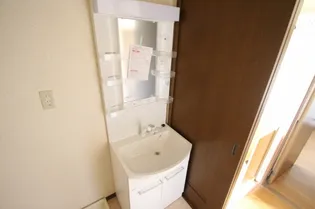 メゾン・モンシェリー【2階】の内装