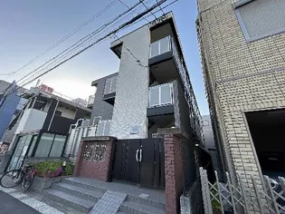 レオパレスグランシャリオ【3階】の外観