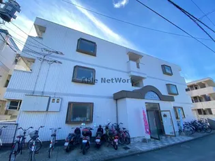 メイン渡鹿【1階】の外観