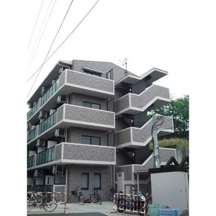 ベルメゾン千里山【3階】の外観