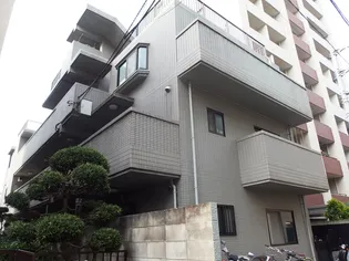 白金アーリーストゥリオ【1階】の外観