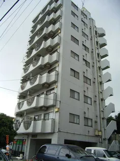 サンシティ5家電家具付き【4階】の外観