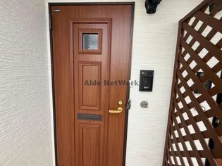 ロータス都城3【2階】の玄関