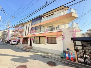 ヴィラほった【1階】の外観